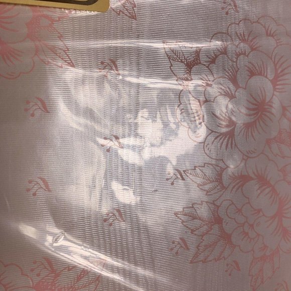 Stephen Lawrence Pink Floral Textured Gift Wrap Sheets 20" x 30" Wrapping Paper - Picture 3 of 8